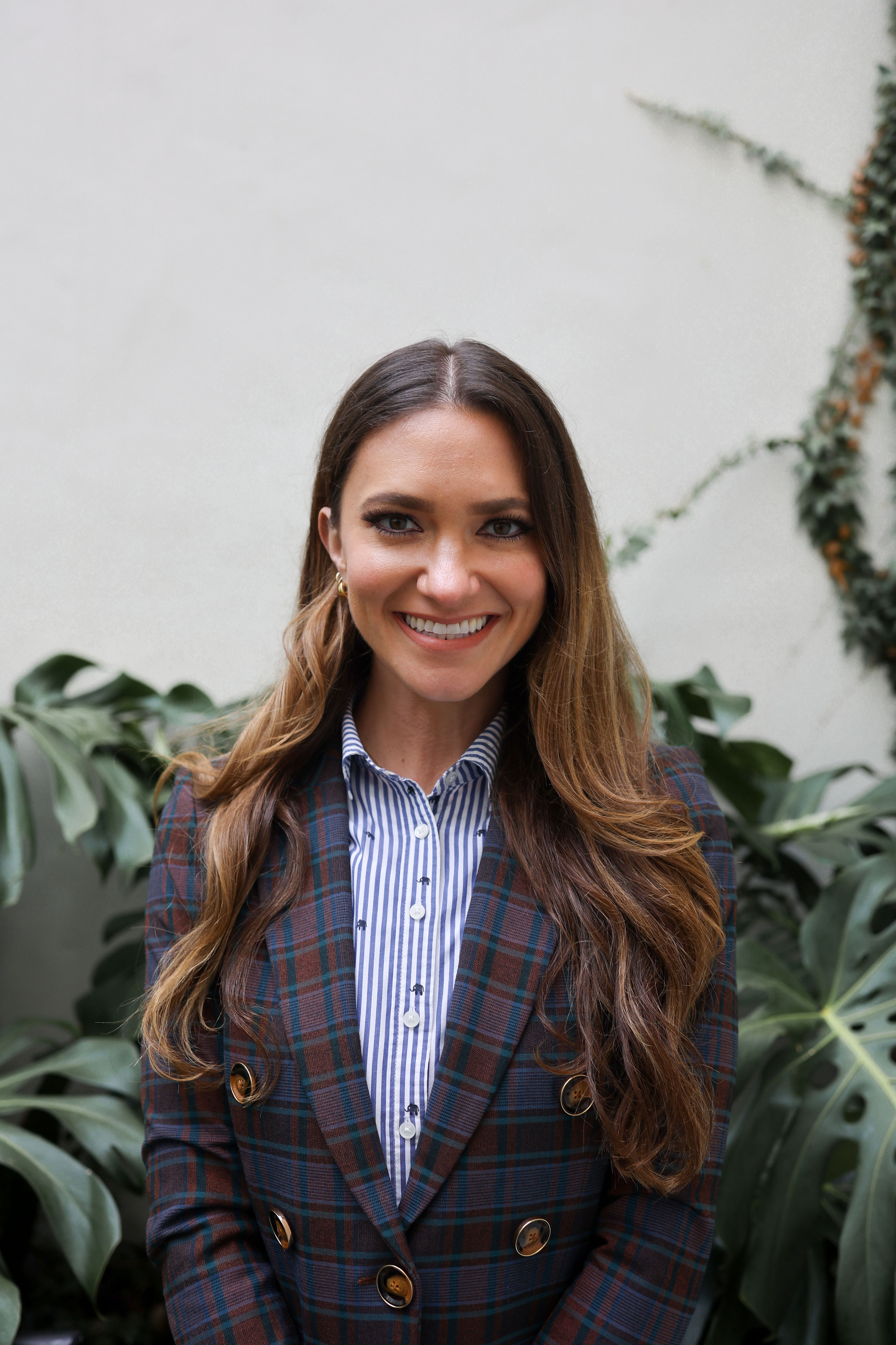Dr. Julia Cartwright